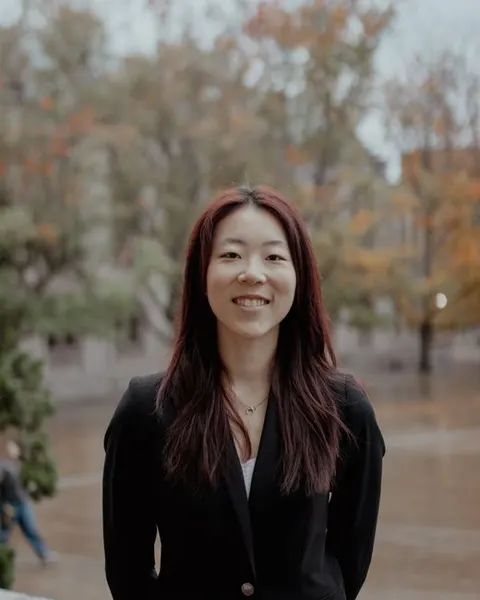 Headshot of Annie Chen