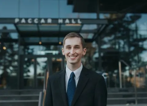 Headshot of Ben Vandehey