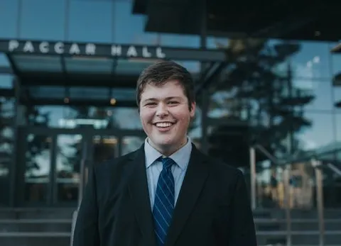Headshot of Edan Patterson