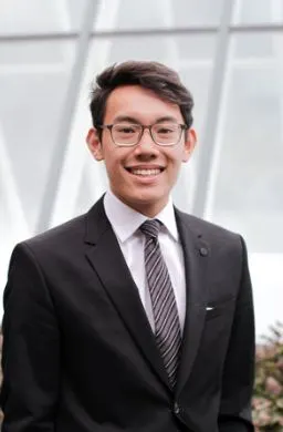 Headshot of Ethan Do