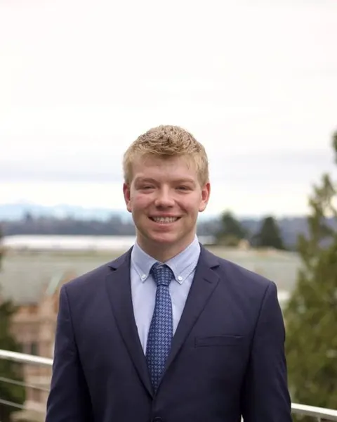 Headshot of Isaac Kirby