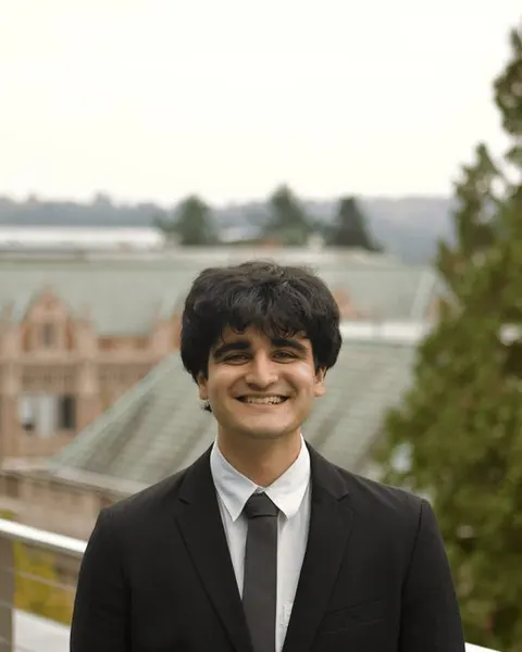 Headshot of Manav Johar