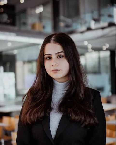 Headshot of Noa Avitan